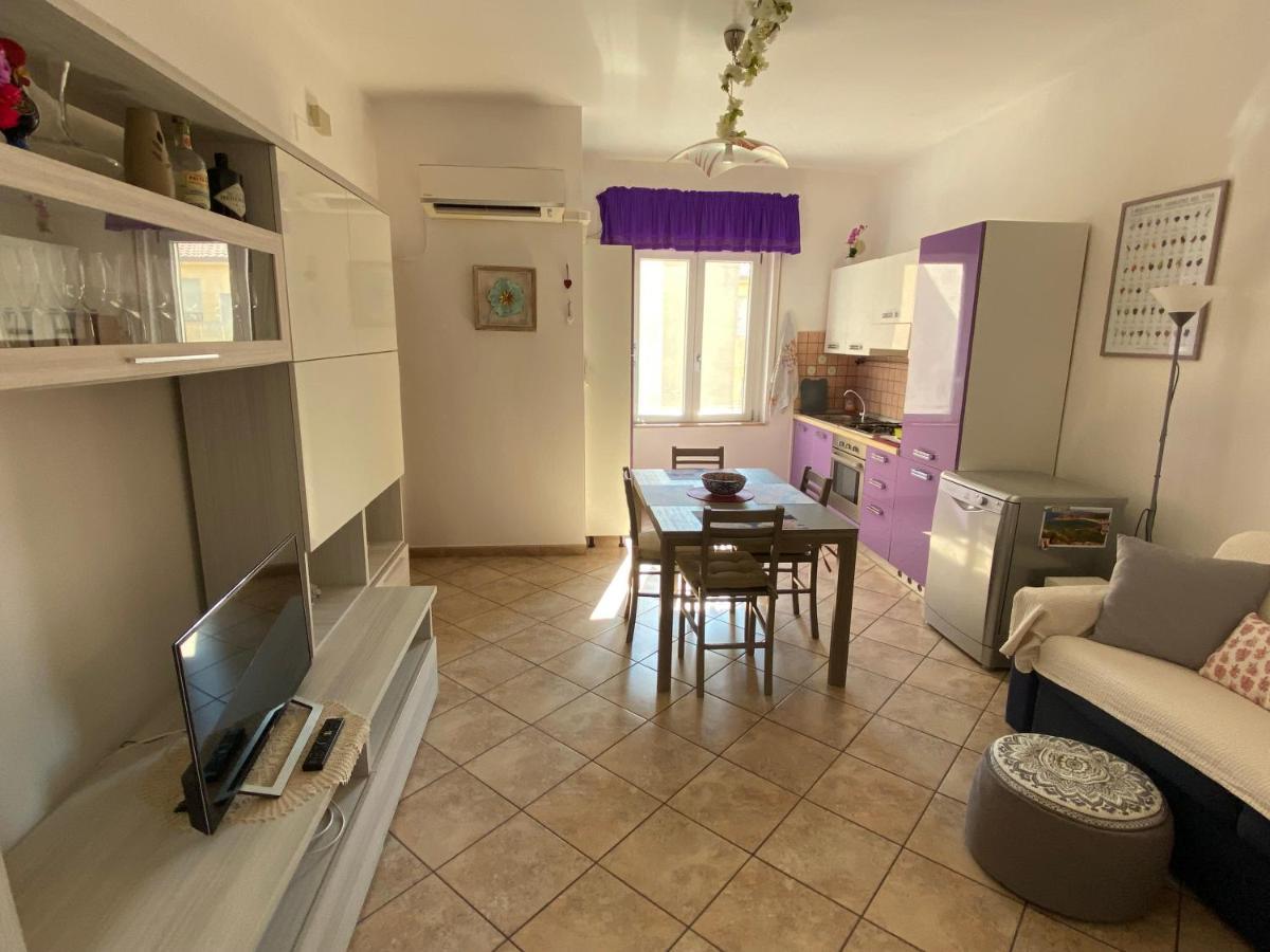 Lovely Sardinia Apartment Porto Torres Eksteriør bilde